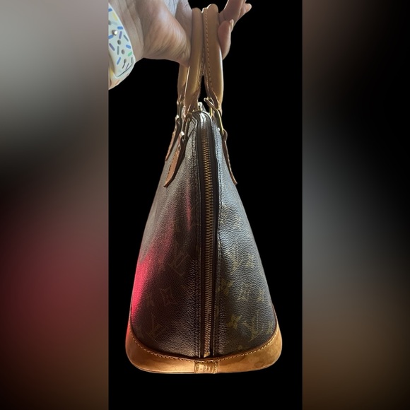 LOUIS VUITTON ALMA PM in Monogram. - Picture 8 of 10